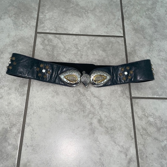 MIKKI G VINTAGE RARE Black Leather Custom-Cast Pewter Gold Swarovski Belt - Picture 1 of 11